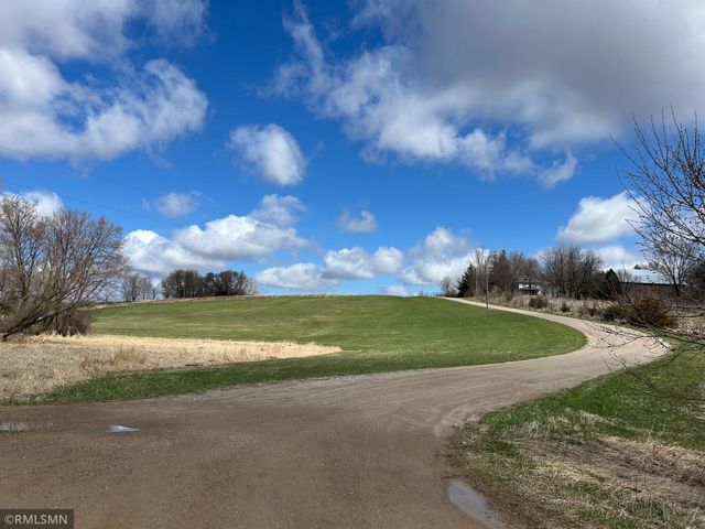 5450 Town Hall Drive, Greenfield, MN 55357