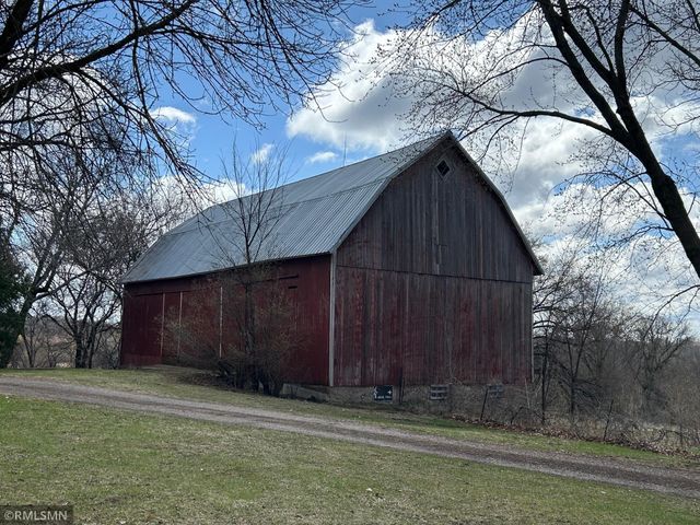 5450 Town Hall Drive, Greenfield, MN 55357