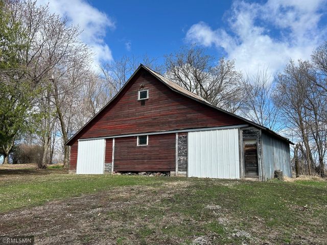 5450 Town Hall Drive, Greenfield, MN 55357