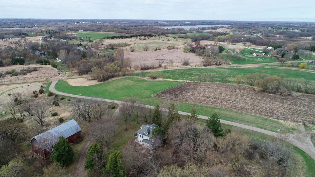 5450 Town Hall Drive, Greenfield, MN 55357