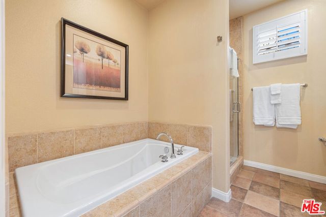 48637 Classic Drive, La Quinta, CA 92253