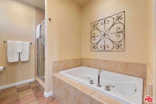 48637 Classic Drive, La Quinta, CA 92253