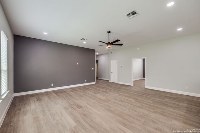 24110 MOUNTAIN CLOUD, San Antonio, TX 78258