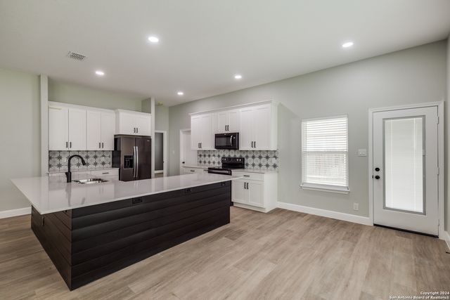24110 MOUNTAIN CLOUD, San Antonio, TX 78258