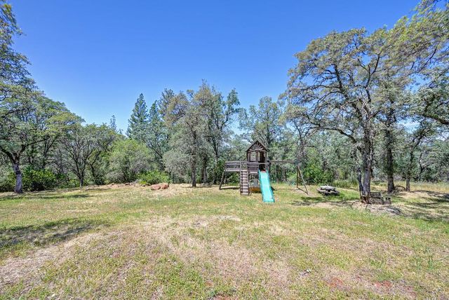 3154 Twin K Rd, Pilot Hill, CA 95664