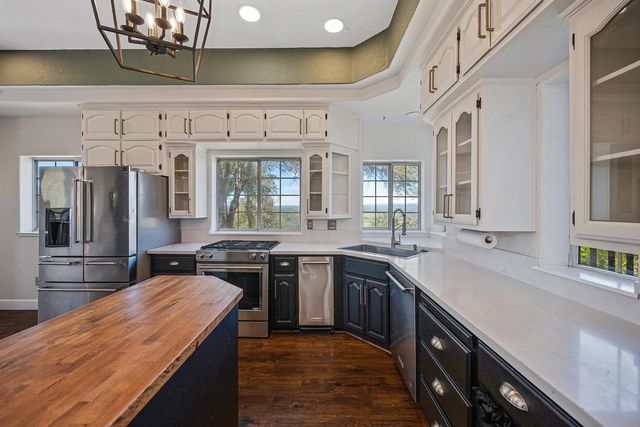 3154 Twin K Rd, Pilot Hill, CA 95664