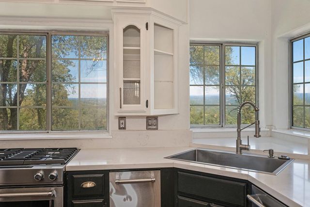 3154 Twin K Rd, Pilot Hill, CA 95664