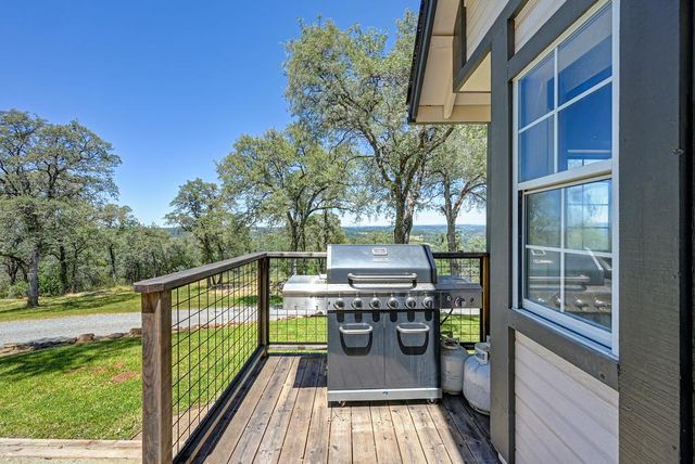 3154 Twin K Rd, Pilot Hill, CA 95664