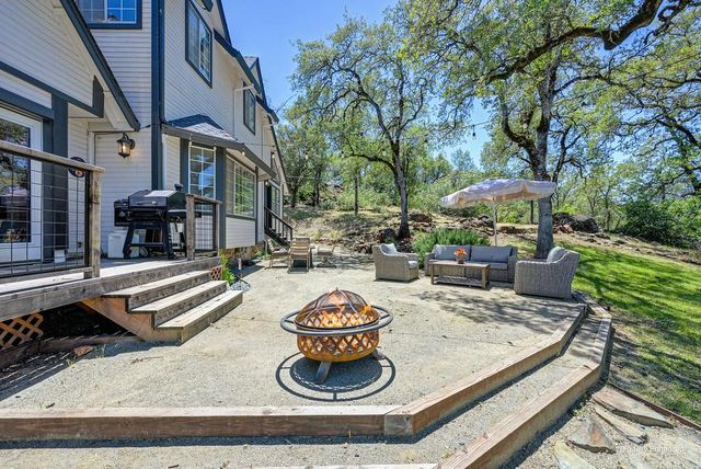 3154 Twin K Rd, Pilot Hill, CA 95664