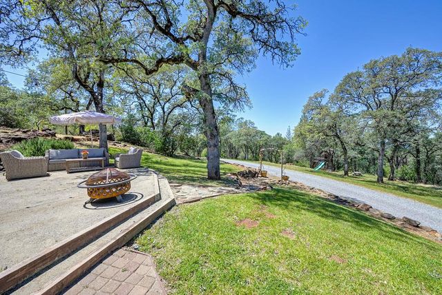 3154 Twin K Rd, Pilot Hill, CA 95664