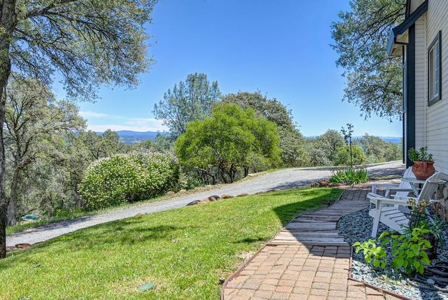 3154 Twin K Rd, Pilot Hill, CA 95664