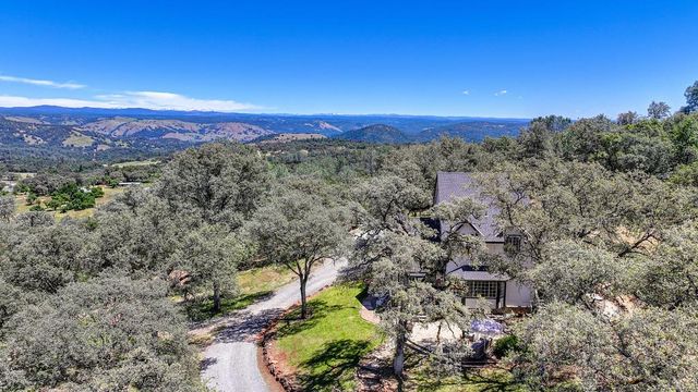 3154 Twin K Rd, Pilot Hill, CA 95664