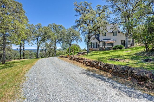 3154 Twin K Rd, Pilot Hill, CA 95664