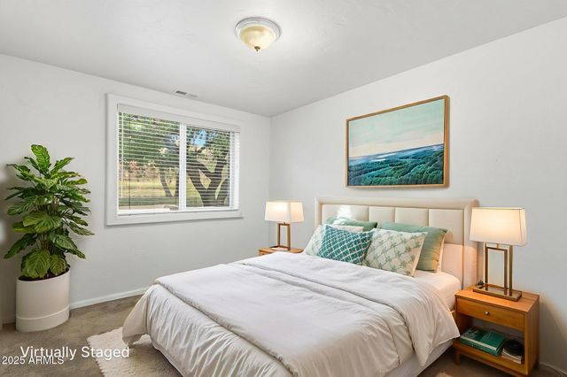 4339 E Wickersham Road, Hereford, AZ 85615