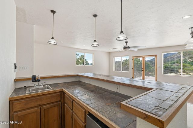 4339 E Wickersham Road, Hereford, AZ 85615