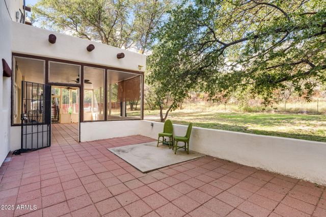 4339 E Wickersham Road, Hereford, AZ 85615