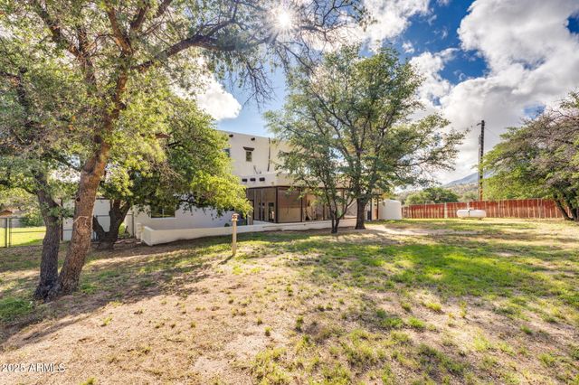 4339 E Wickersham Road, Hereford, AZ 85615