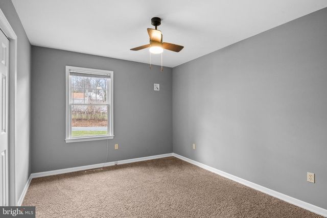 9 ALSACE AVE, Temple, PA 19560