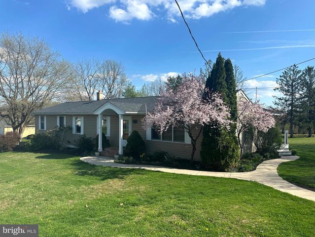 9 ALSACE AVE, Temple, PA 19560