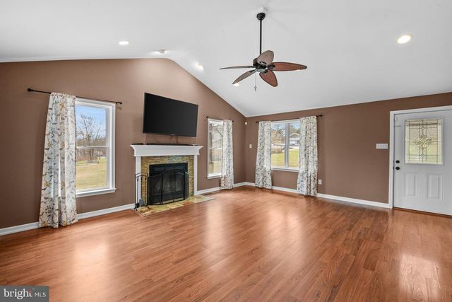 9 ALSACE AVE, Temple, PA 19560