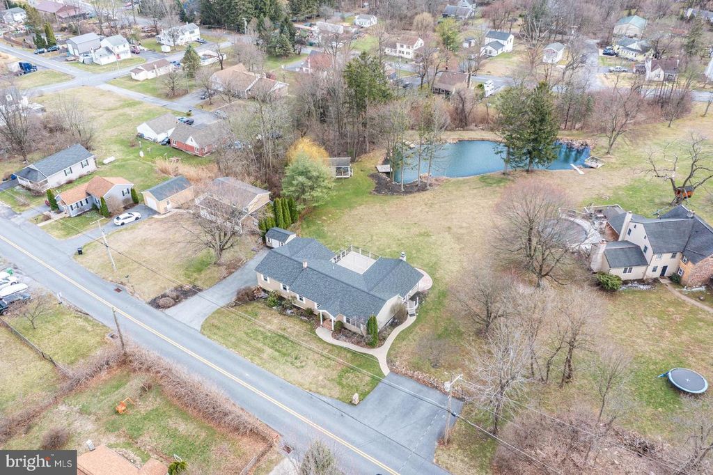 9 ALSACE AVE, Temple, PA 19560