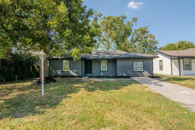9210 Saint Lo Road, Houston, TX 77033