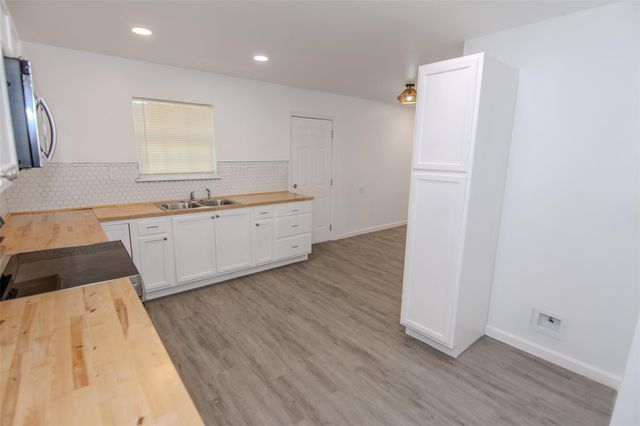 9210 Saint Lo Road, Houston, TX 77033