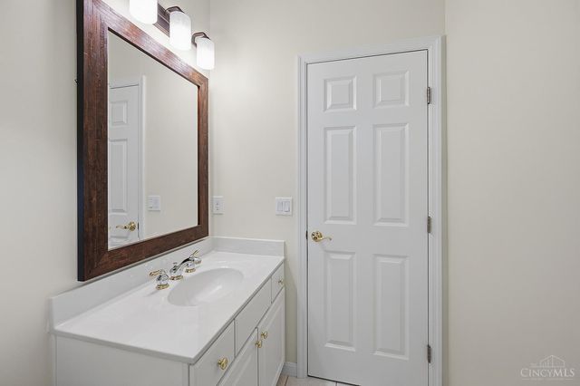 2292 Endovalley Drive, Anderson Twp, OH 45244