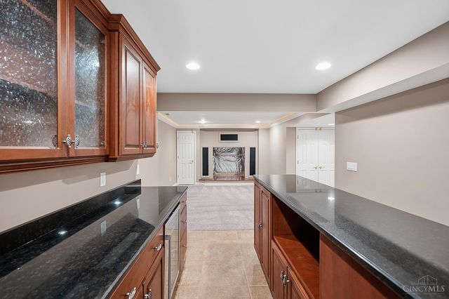 2292 Endovalley Drive, Anderson Twp, OH 45244