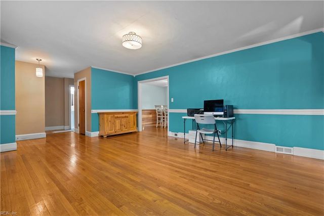 201 Pine BLF, Portsmouth, VA 23701