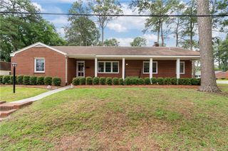 201 Pine BLF, Portsmouth, VA 23701
