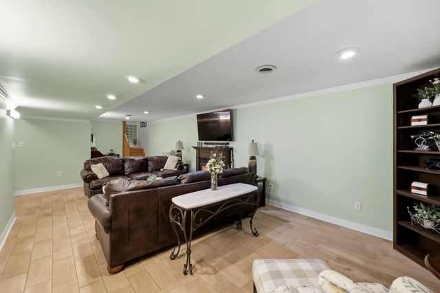 1302 Long Lick Pike, Georgetown, KY 40324