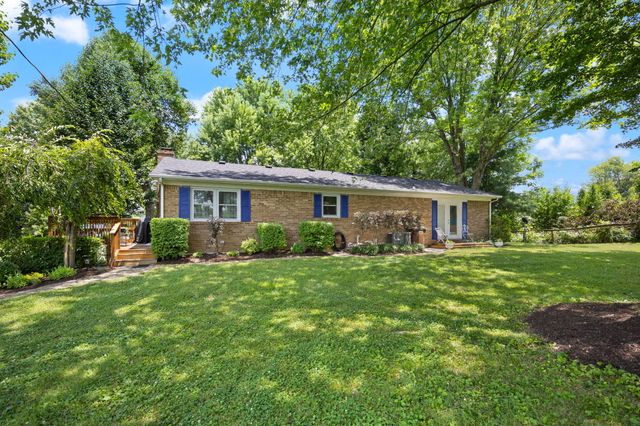 1302 Long Lick Pike, Georgetown, KY 40324