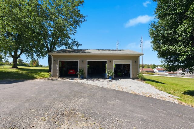 1302 Long Lick Pike, Georgetown, KY 40324