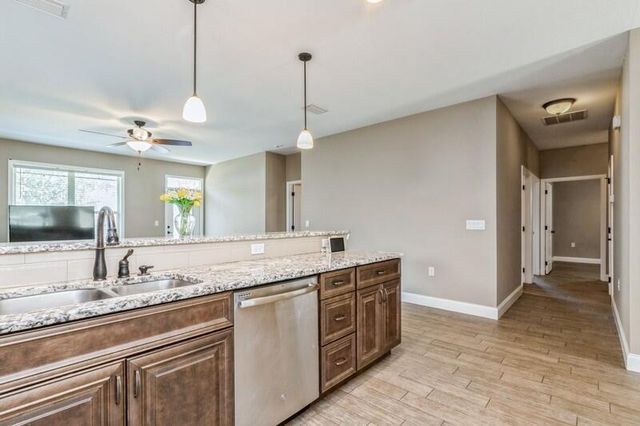 2B Newcastle Drive, Fort Walton Beach, FL 32547