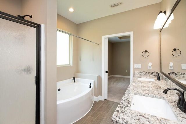 2B Newcastle Drive, Fort Walton Beach, FL 32547