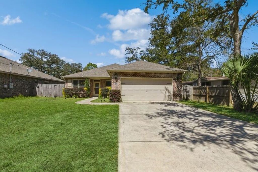 2B Newcastle Drive, Fort Walton Beach, FL 32547