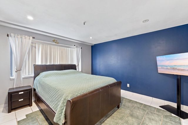382 Ocean Ave 308, Revere, MA 02151