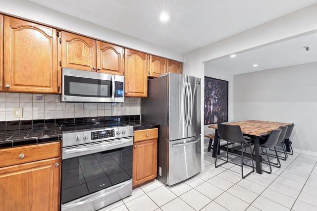 382 Ocean Ave 308, Revere, MA 02151