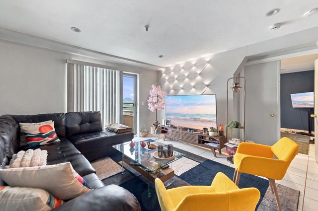 382 Ocean Ave 308, Revere, MA 02151