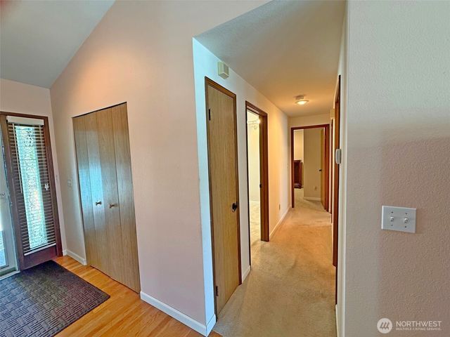 12901 Avante Drive, Silverdale, WA 98383