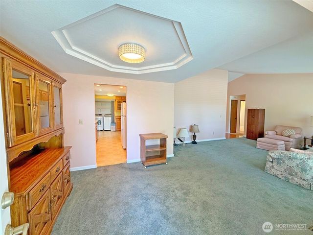 12901 Avante Drive, Silverdale, WA 98383