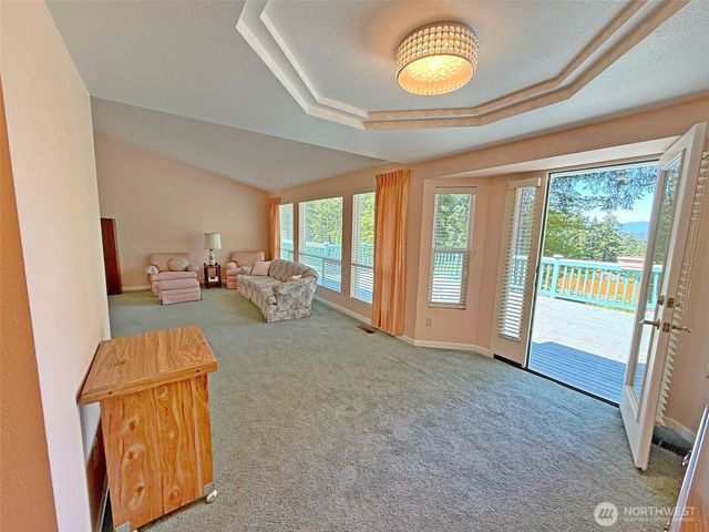 12901 Avante Drive, Silverdale, WA 98383