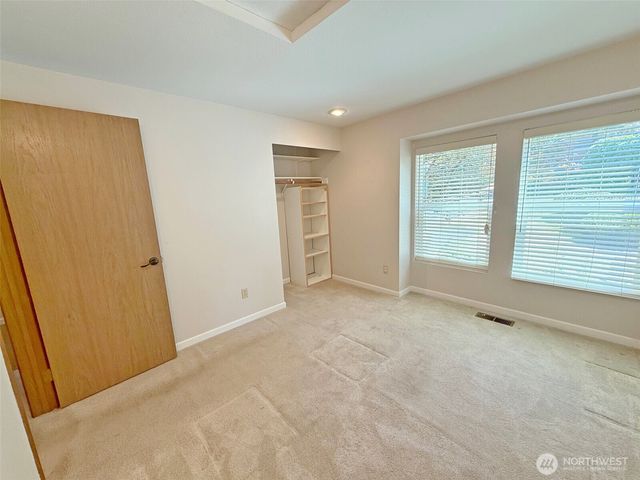 12901 Avante Drive, Silverdale, WA 98383