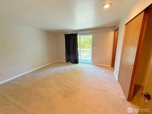 12901 Avante Drive, Silverdale, WA 98383