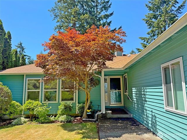 12901 Avante Drive, Silverdale, WA 98383