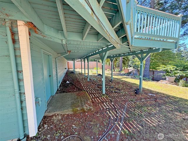 12901 Avante Drive, Silverdale, WA 98383
