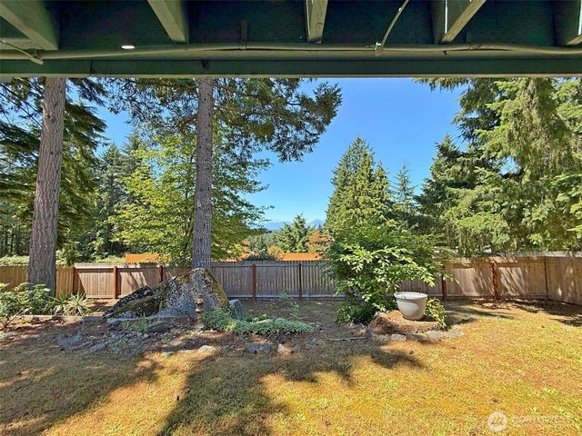 12901 Avante Drive, Silverdale, WA 98383