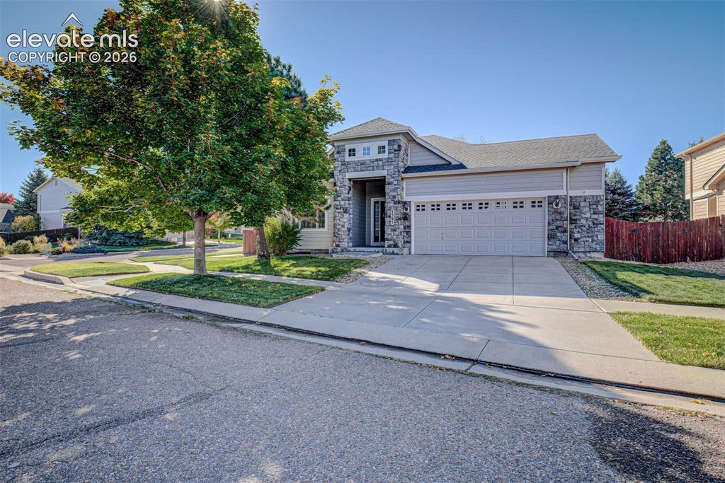 3595 Shady Rock Drive, Colorado Springs, CO 80920 — photo 2