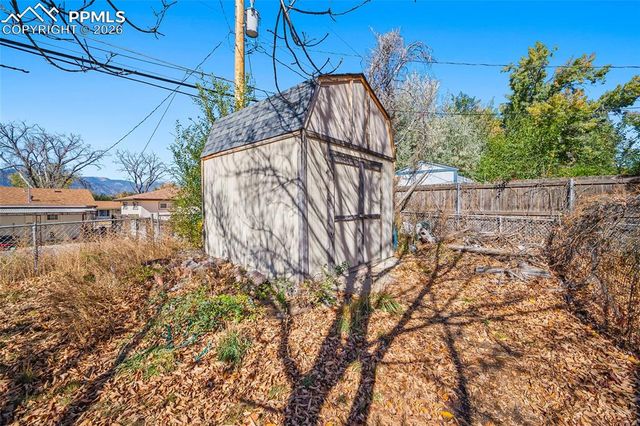 422 Hackberry Drive, Colorado Springs, CO 80911